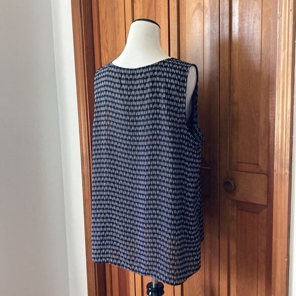 Worthington Black & White Chiffon Pullover Sleeveless Top, Size PXL - Picture 4 of 6